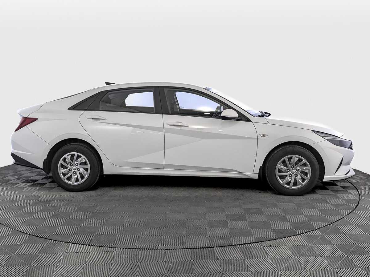 Купить Hyundai Elantra, 2021, 41 281 км.. Фото: #3