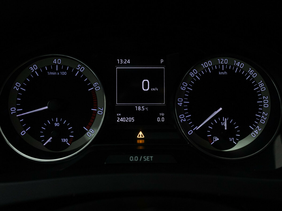 Купить Skoda Rapid, 2016, 240 202 км.. Фото: #11
