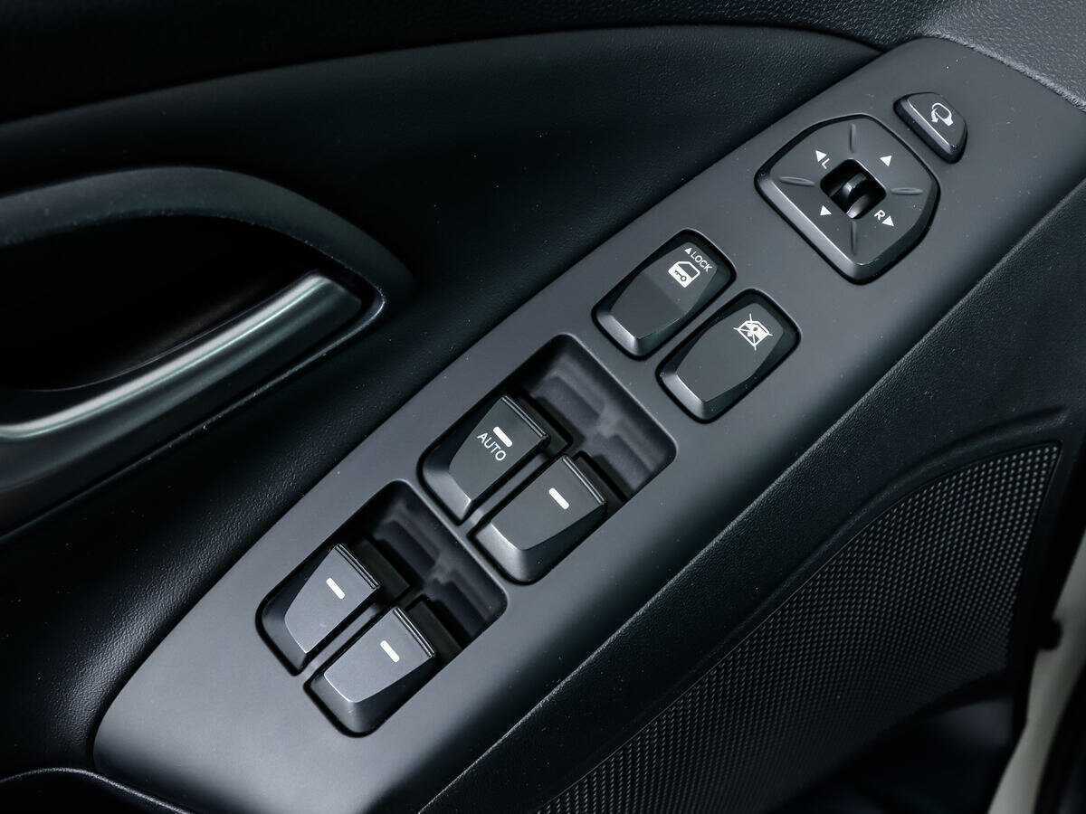 Купить Hyundai ix35, 2014, 145 521 км.. Фото: #9