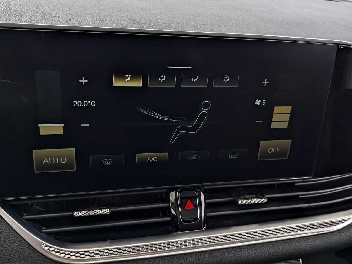 Купить FAW Bestune B70, 2023, 27 301 км.. Фото: #24