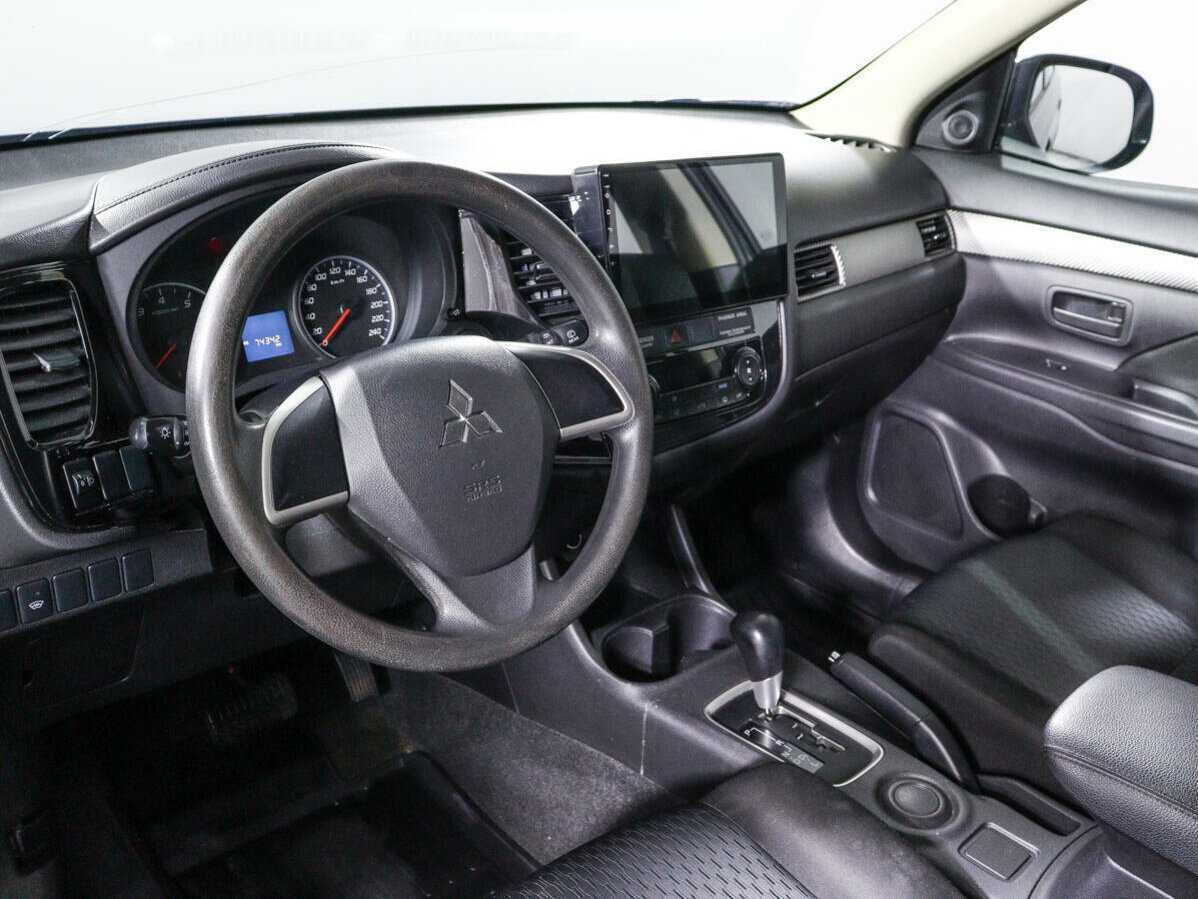 Купить Mitsubishi Outlander, 2015, 70 200 км.. Фото: #11