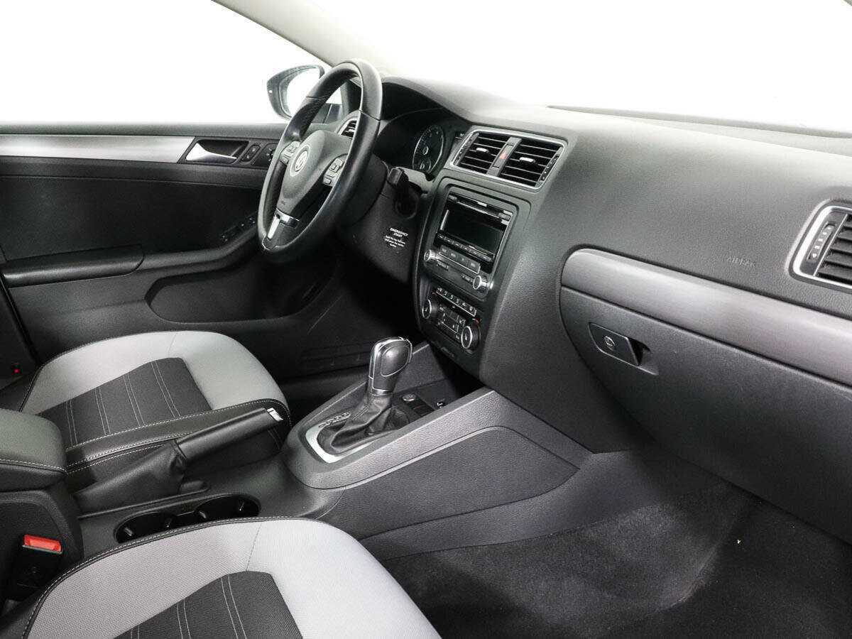 Купить Volkswagen Jetta, 2012, 64 244 км.. Фото: #8