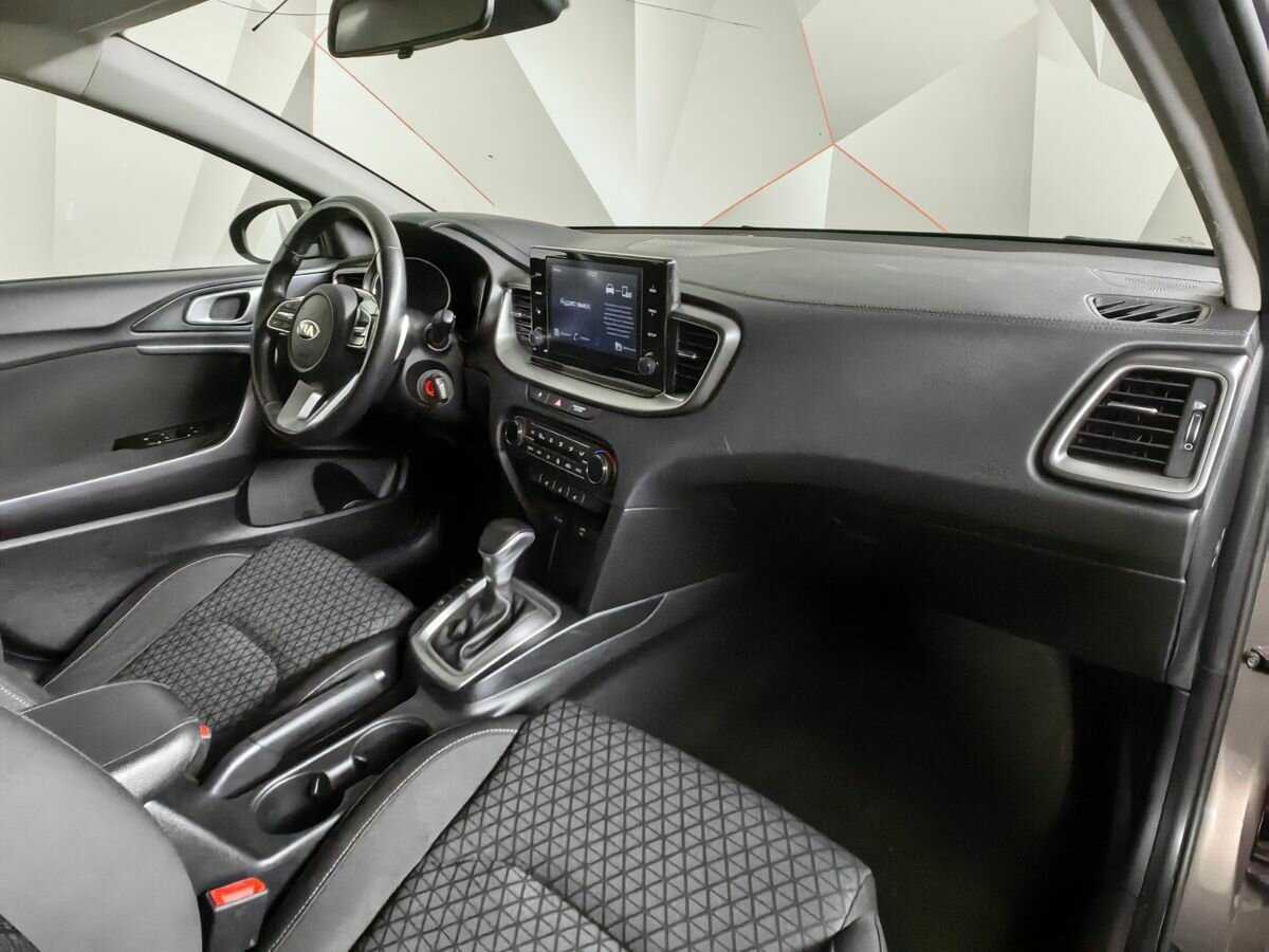 Купить Kia Ceed, 2020, 108 247 км.. Фото: #8