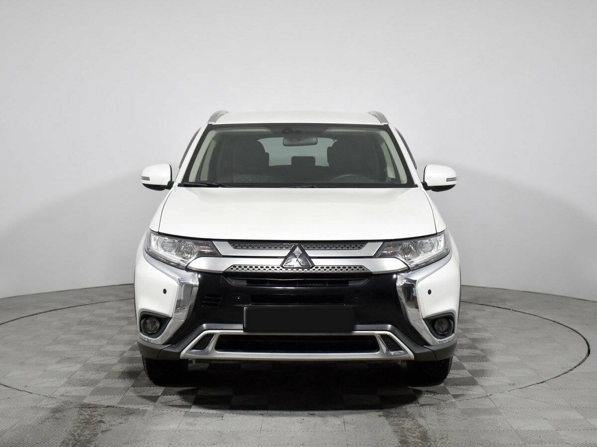 Купить Mitsubishi Outlander, 2019, 70 374 км.. Фото: #1
