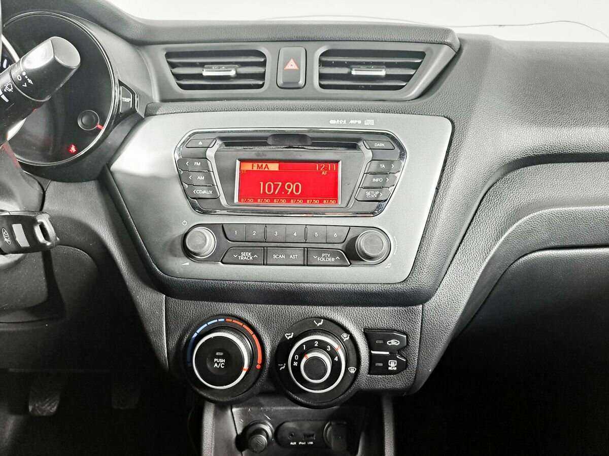 Купить Kia Rio, 2014, 116 766 км.. Фото: #10