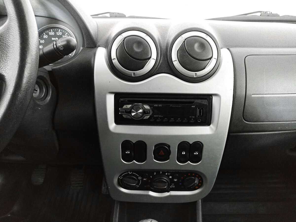 Купить Renault Sandero, 2012, 203 269 км.. Фото: #12