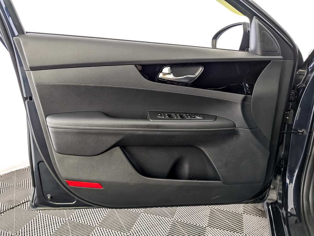 Купить Kia Cerato, 2021, 56 300 км.. Фото: #14