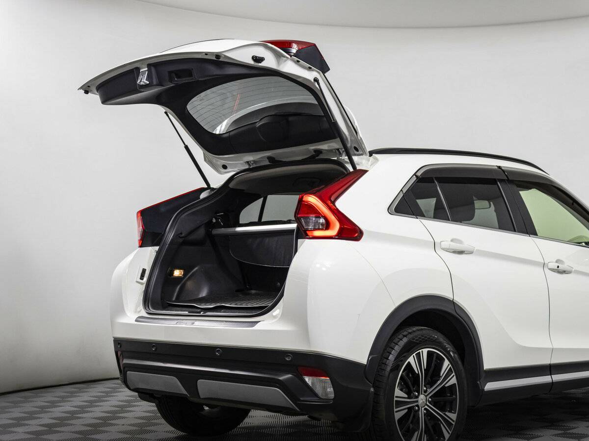 Купить Mitsubishi Eclipse Cross, 2018, 104 345 км.. Фото: #16