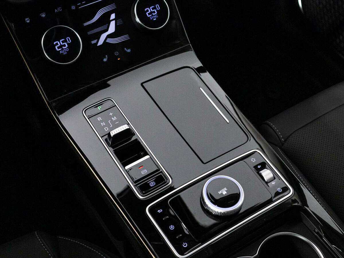 Купить EXEED LX, 2022, 8 225 км.. Фото: #16