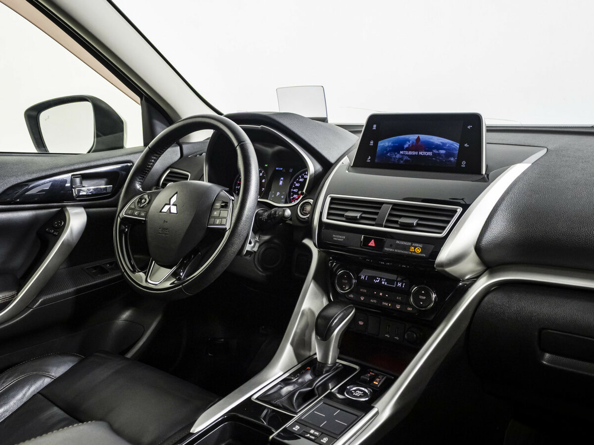 Купить Mitsubishi Eclipse Cross, 2018, 104 345 км.. Фото: #6