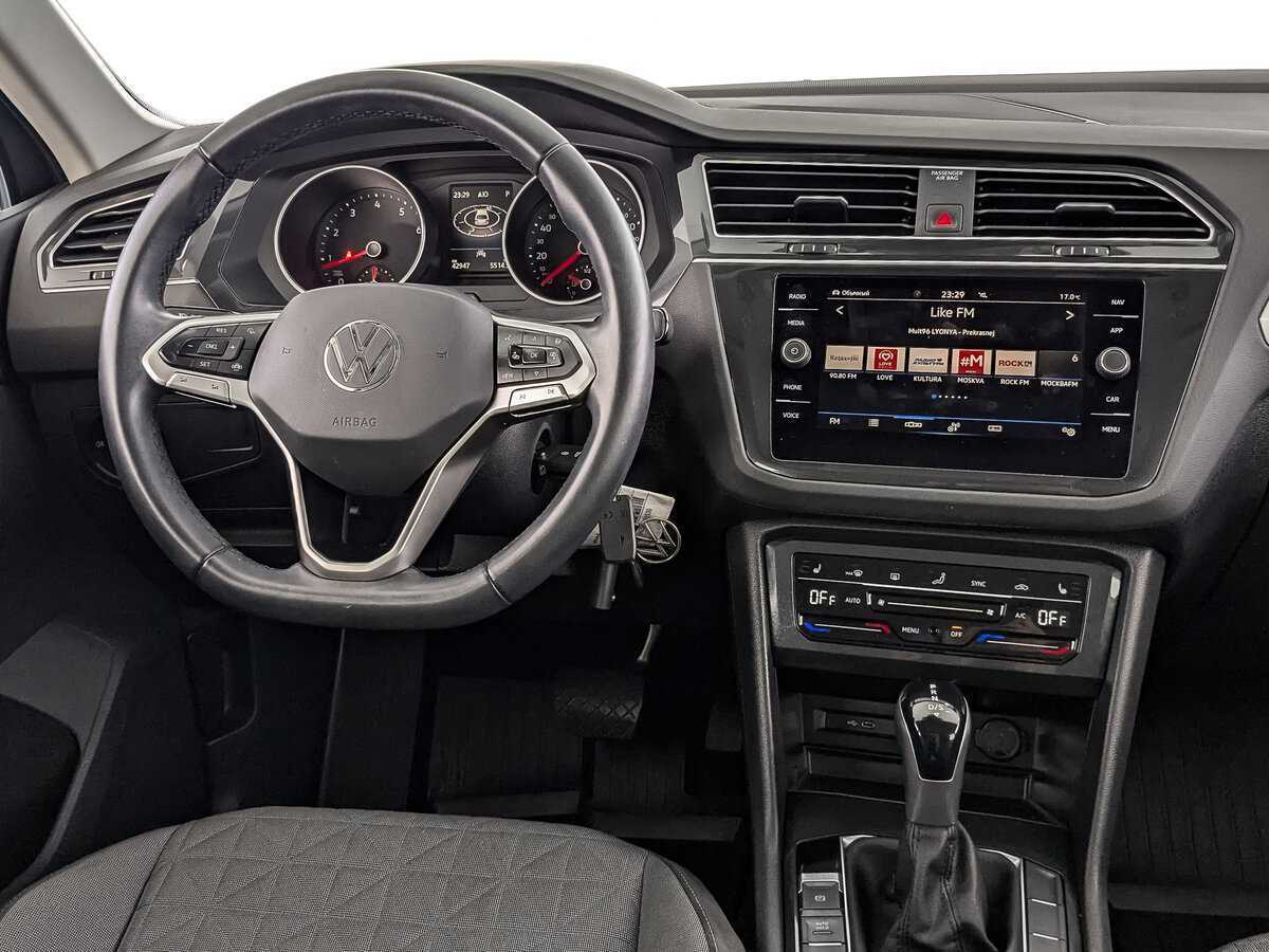 Купить Volkswagen Tiguan, 2021, 42 944 км.. Фото: #22