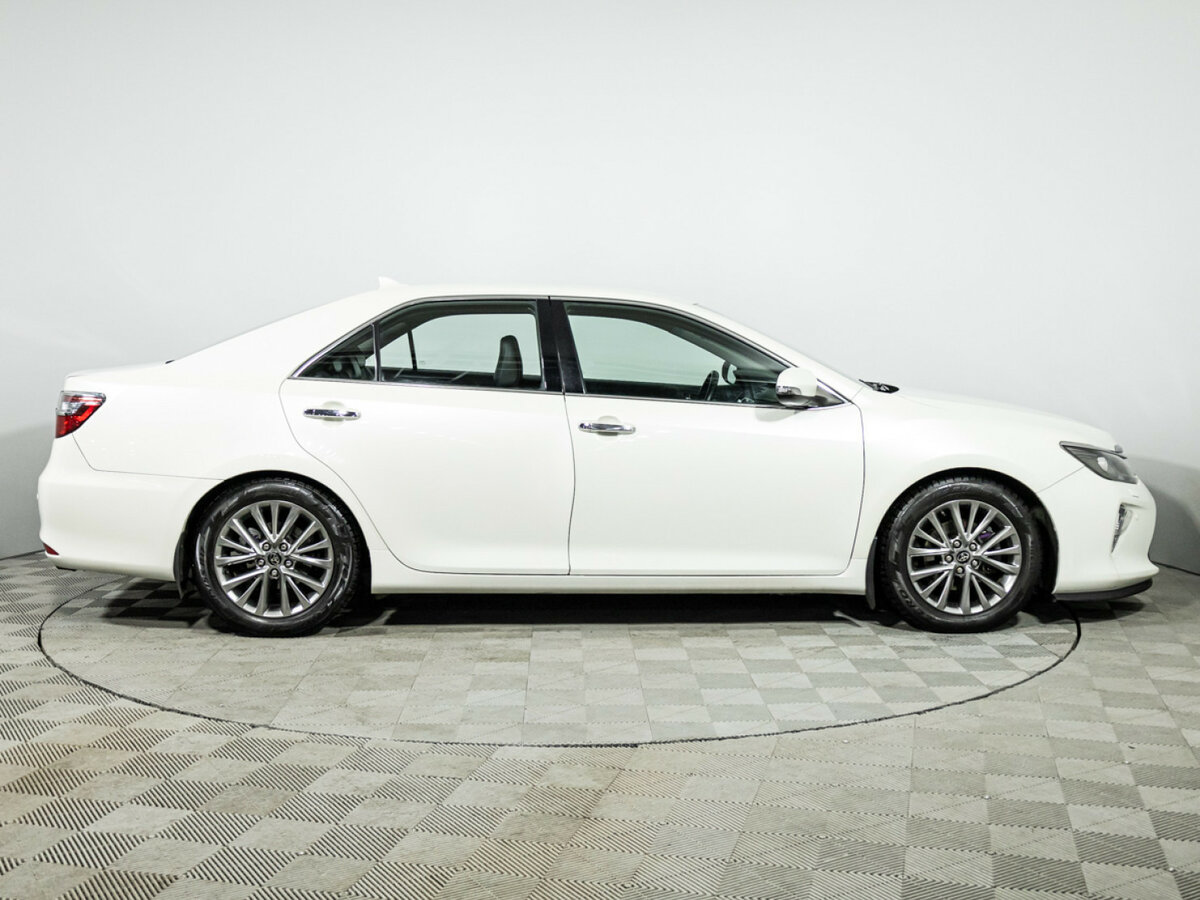 Купить Toyota Camry, 2017, 113 210 км.. Фото: #3