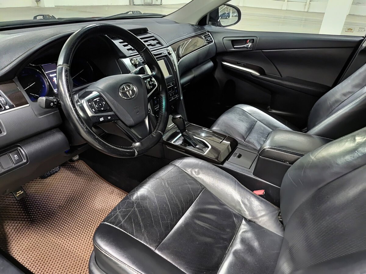 Купить Toyota Camry, 2017, 267 215 км.. Фото: #15