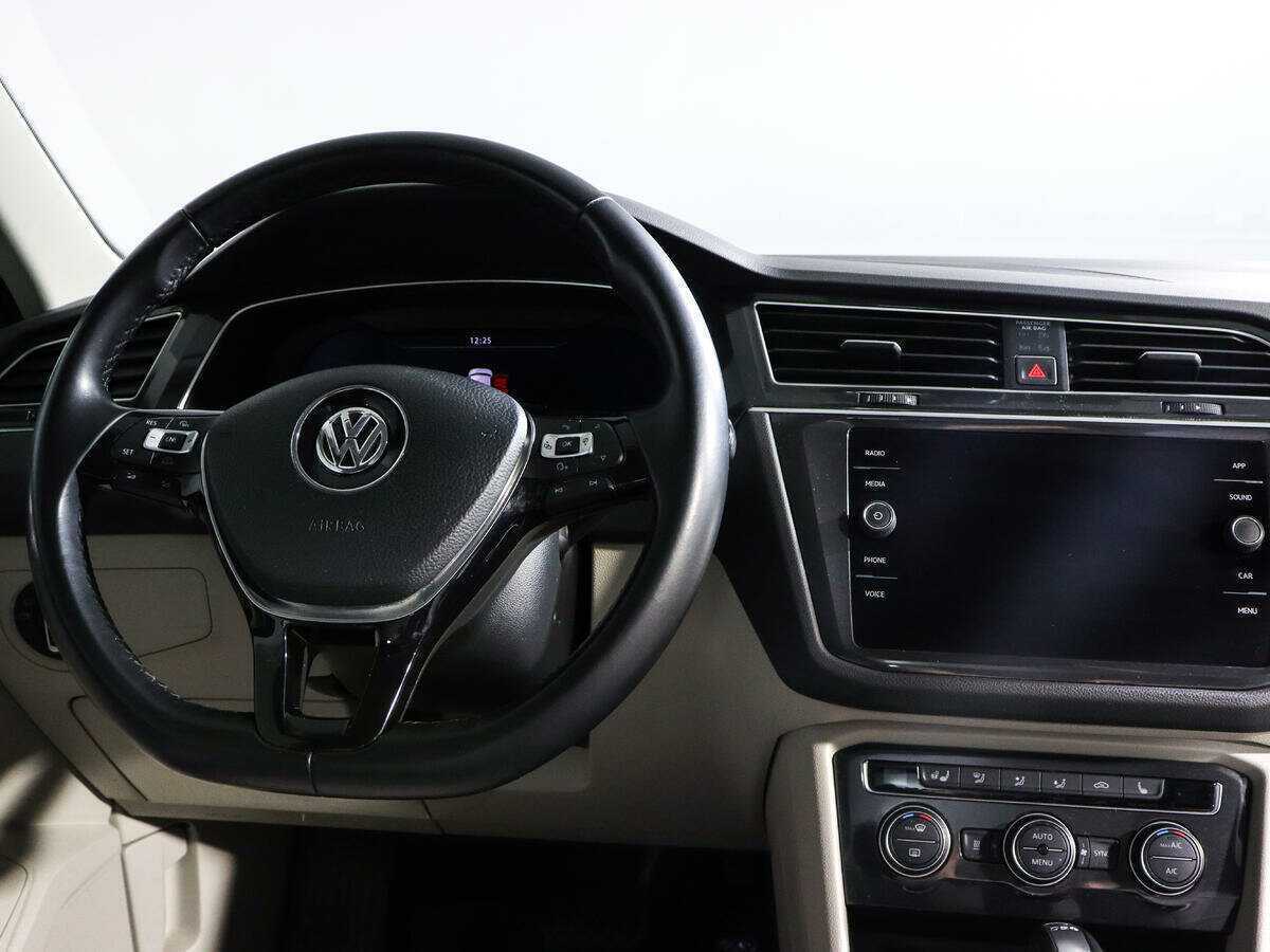 Купить Volkswagen Tiguan, 2018, 67 721 км.. Фото: #11