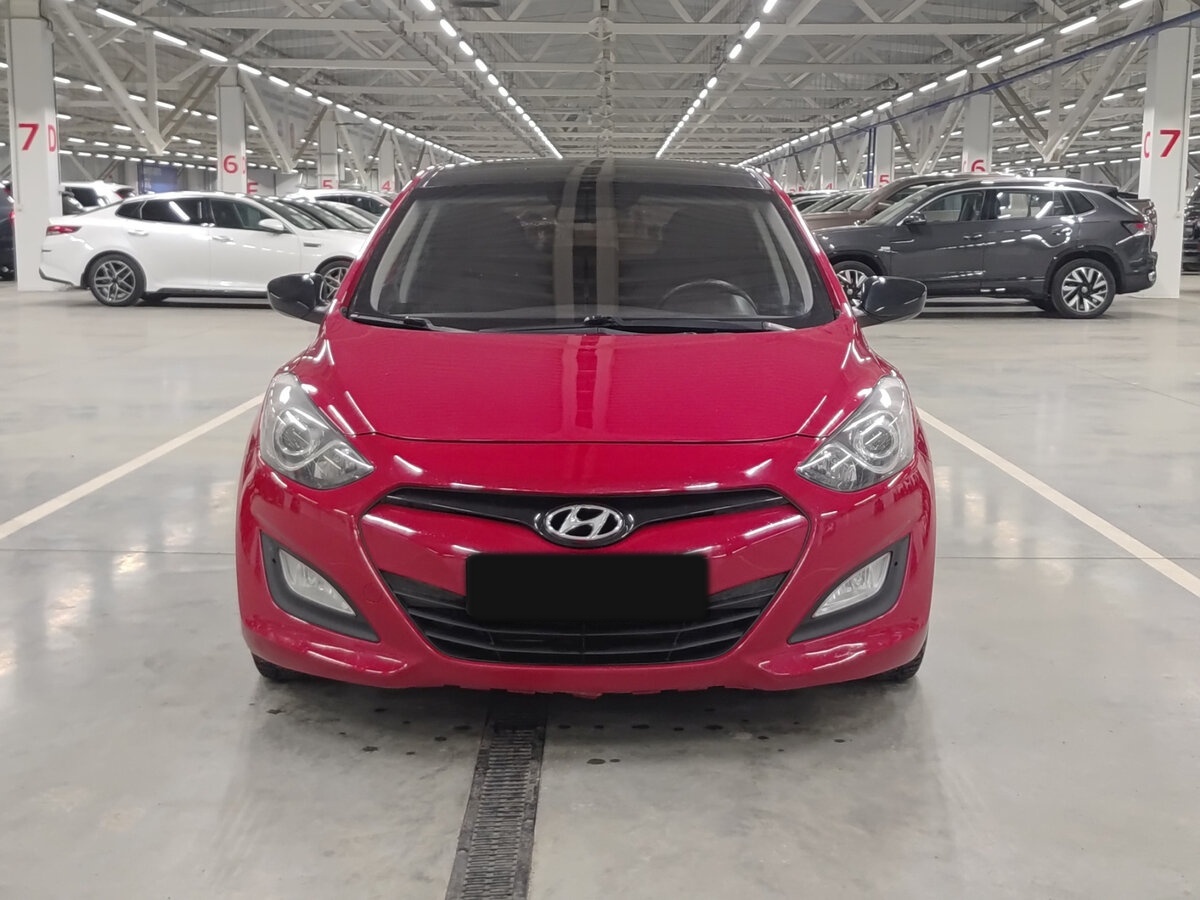 Купить Hyundai i30, 2012, 155 950 км.. Фото: #1