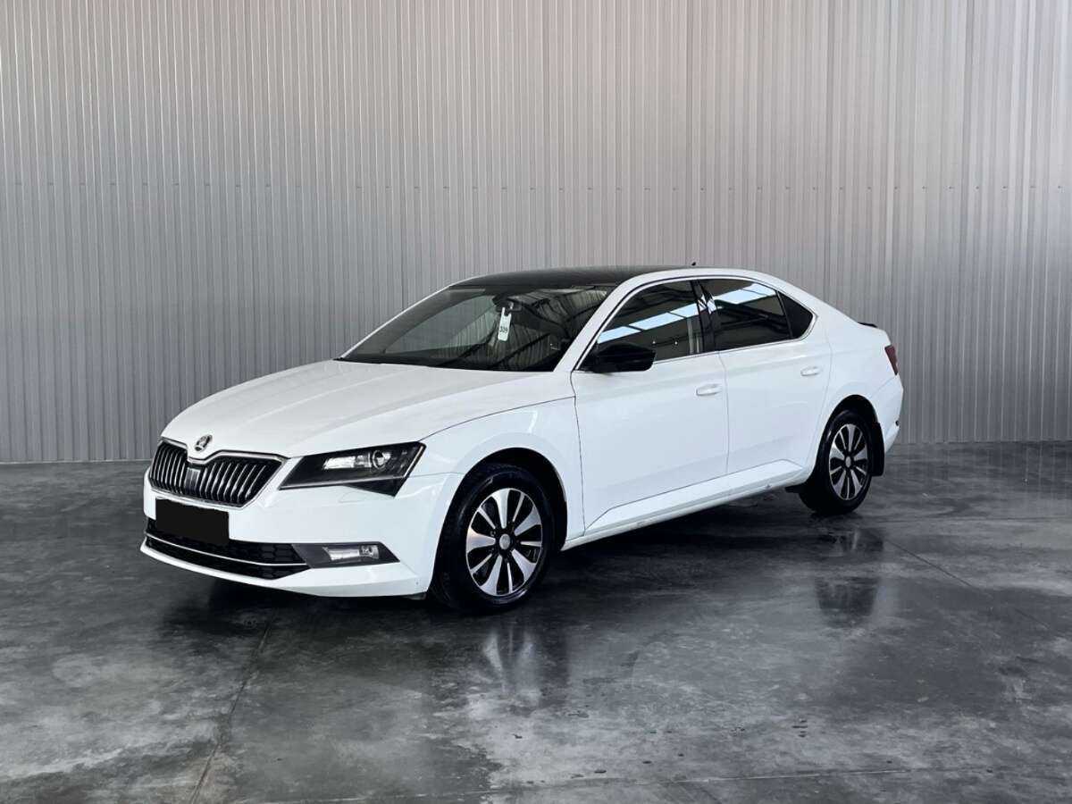 Купить Skoda Superb, 2015, 193 594 км.. Посмотреть фото