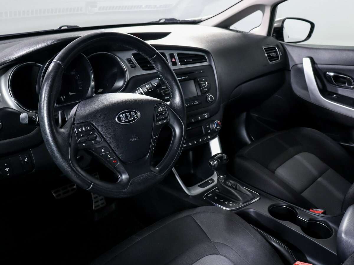 Купить Kia Ceed, 2014, 89 798 км.. Фото: #8