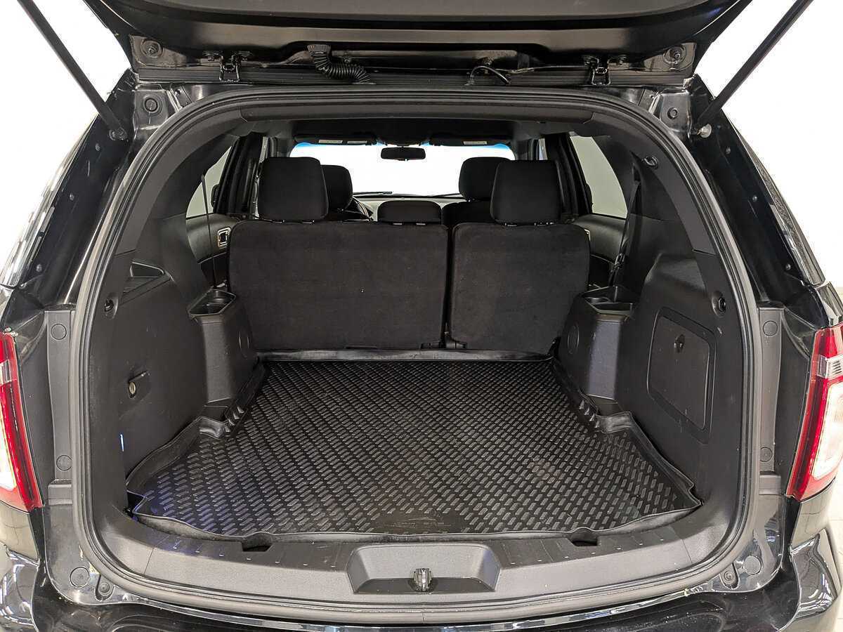 Купить Ford Explorer, 2014, 158 670 км.. Фото: #9