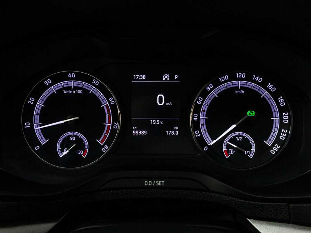 Купить Skoda Karoq, 2020, 99 388 км.. Фото: #11