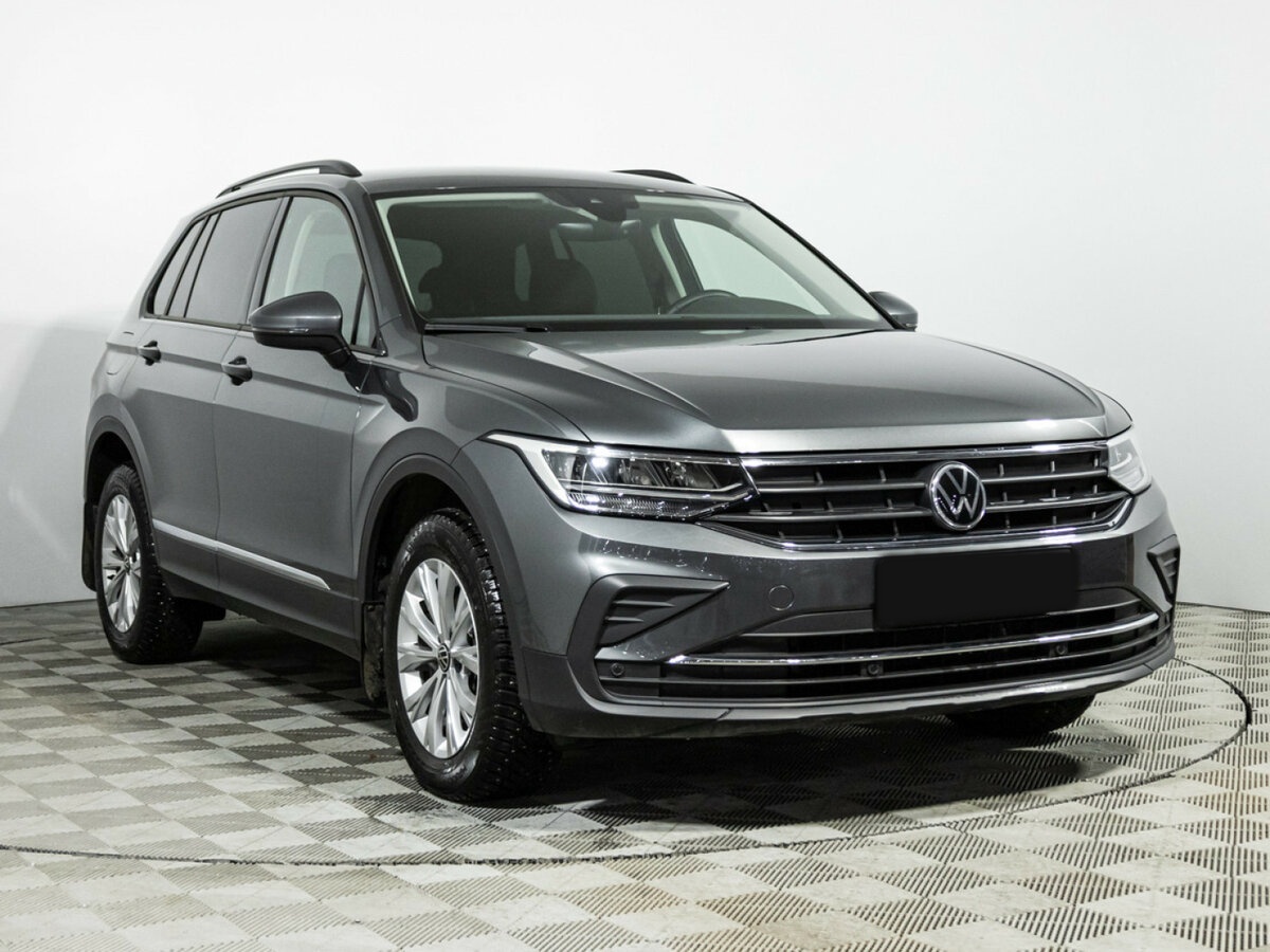 Купить Volkswagen Tiguan, 2021, 17 404 км.. Фото: #2