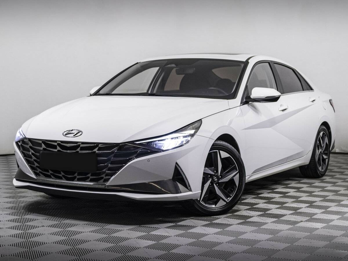 Купить Hyundai Elantra, 2021, 49 379 км.. Посмотреть фото