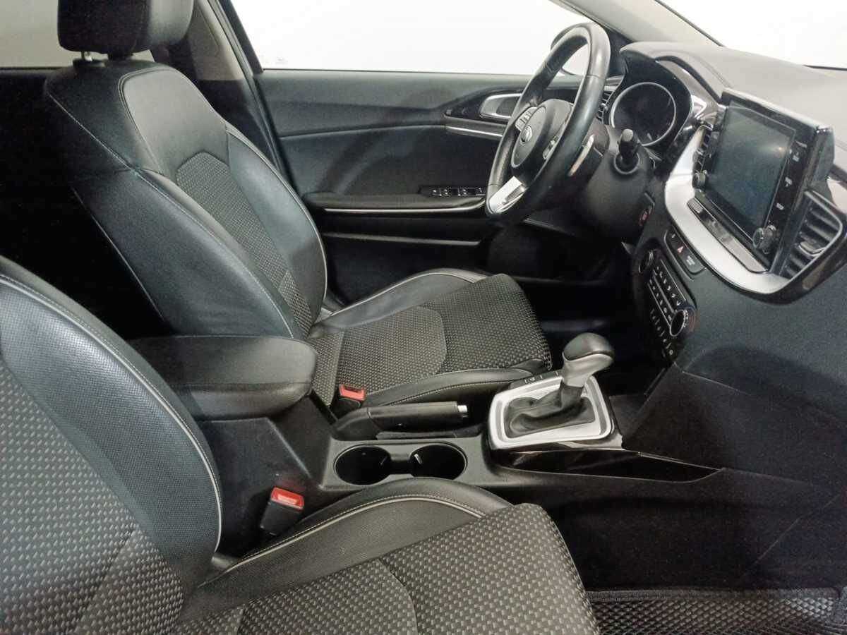 Купить Kia Ceed, 2021, 68 366 км.. Фото: #9