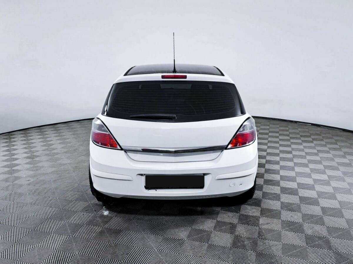 Купить Opel Astra, 2012, 210 557 км.. Фото: #5