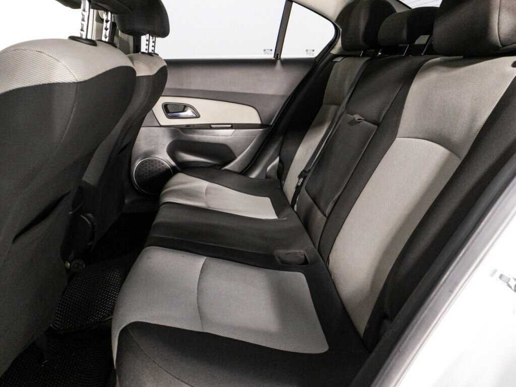Купить Chevrolet Cruze, 2012, 203 513 км.. Фото: #9