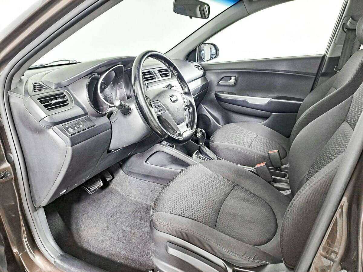 Купить Kia Rio, 2015, 130 046 км.. Фото: #13