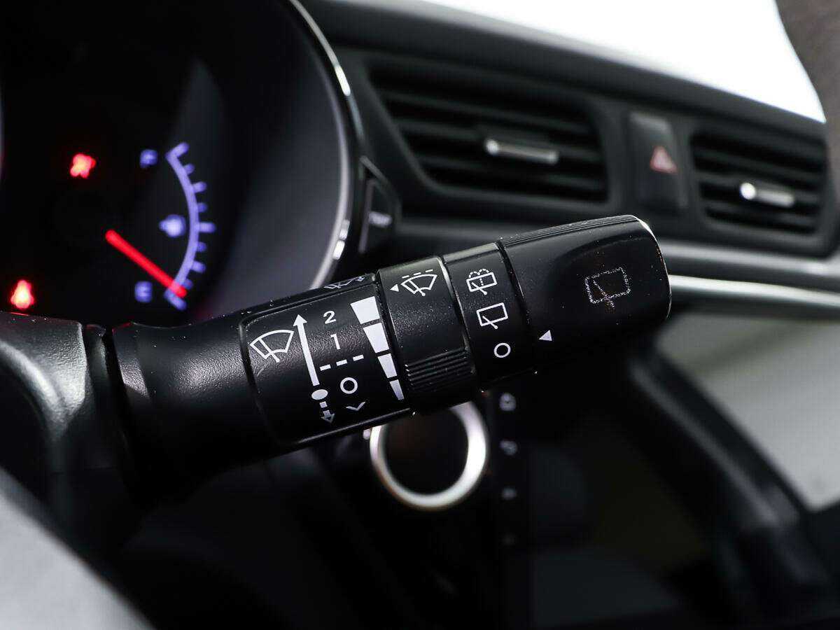 Купить Kia Rio, 2013, 214 618 км.. Фото: #15
