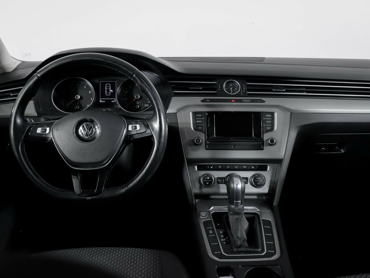 Купить Volkswagen Passat, 2017, 80 920 км.. Фото: #11