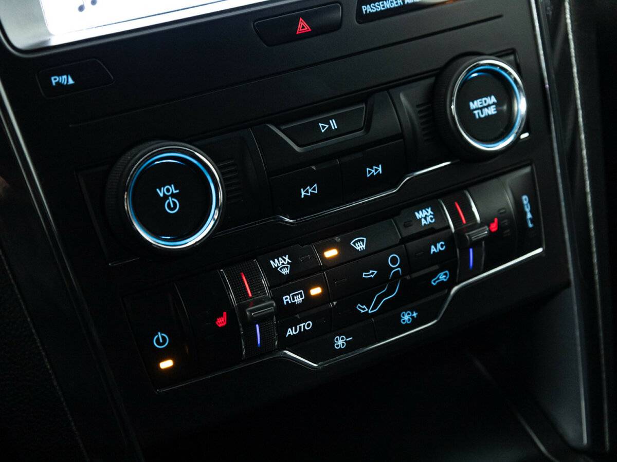 Купить Ford Explorer, 2018, 146 961 км.. Фото: #15