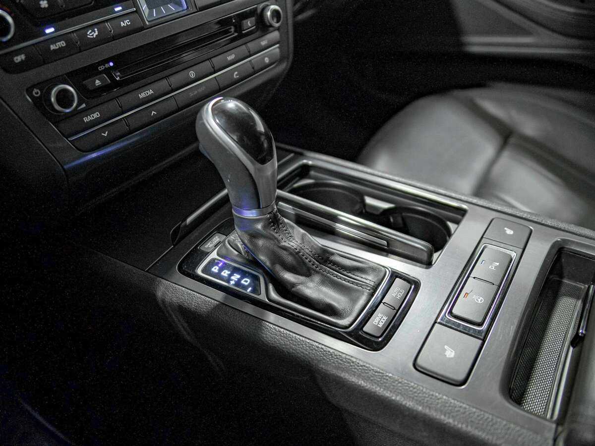 Купить Hyundai Genesis, 2014, 179 777 км.. Фото: #14