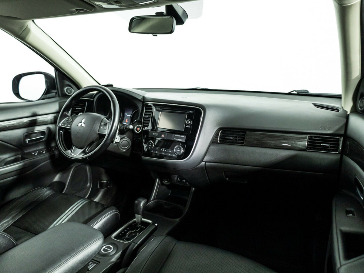 Купить Mitsubishi Outlander, 2016, 111 182 км.. Фото: #7