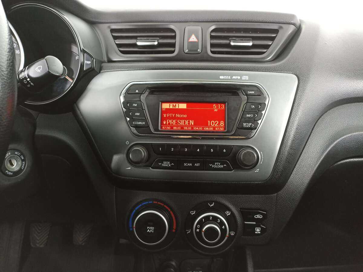 Купить Kia Rio, 2014, 147 319 км.. Фото: #14