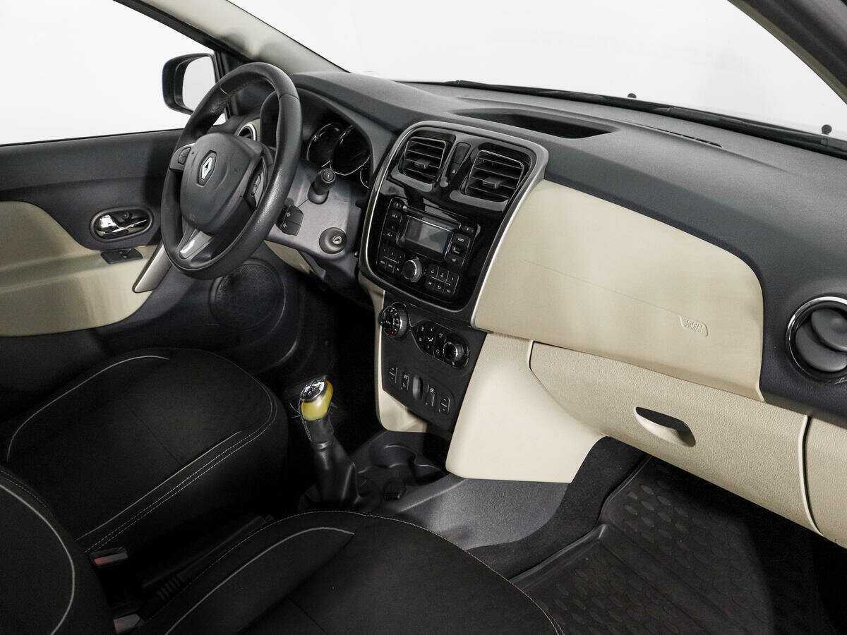 Купить Renault Logan, 2016, 106 618 км.. Фото: #10