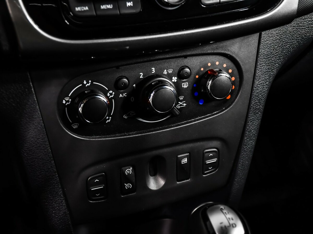 Купить Renault Logan, 2018, 104 000 км.. Фото: #13