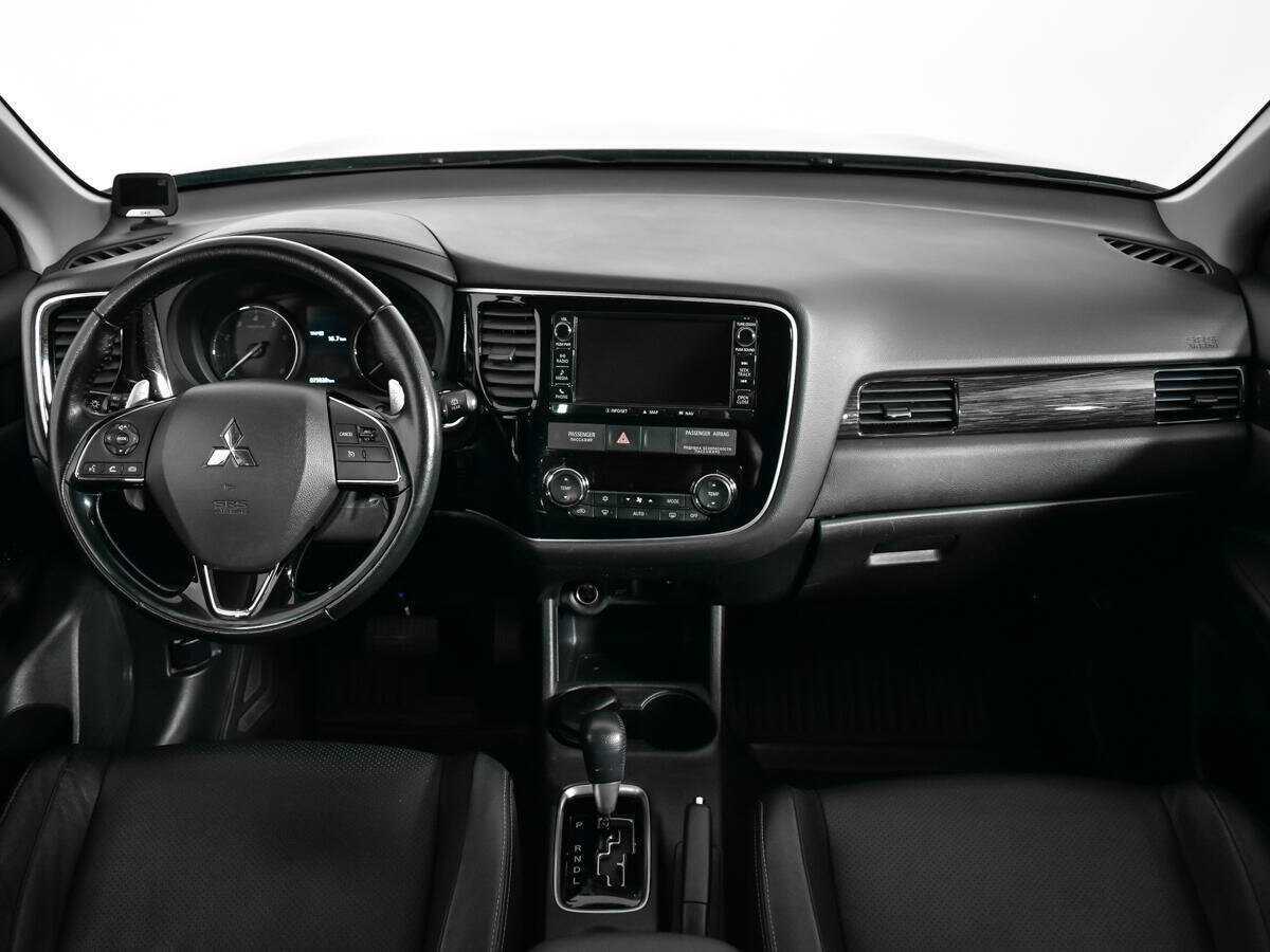 Купить Mitsubishi Outlander, 2016, 75 010 км.. Фото: #10