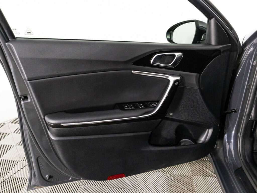 Купить Kia Ceed, 2020, 32 614 км.. Фото: #25