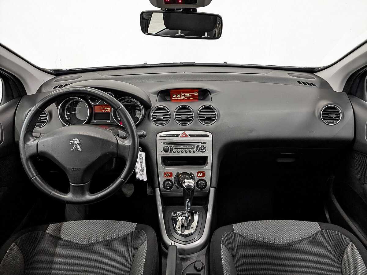 Купить Peugeot 308, 2012, 43 468 км.. Фото: #13