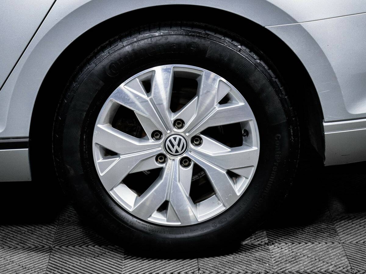 Купить Volkswagen Passat, 2017, 80 920 км.. Фото: #13