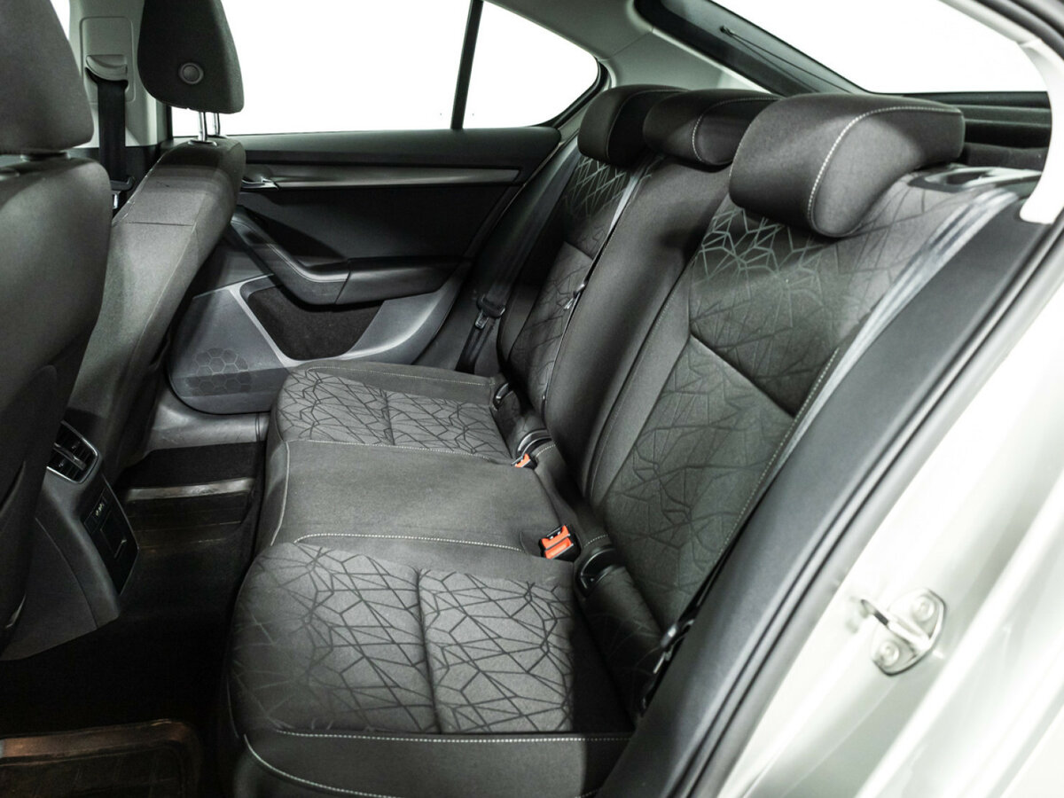 Купить Skoda Octavia, 2019, 85 075 км.. Фото: #9