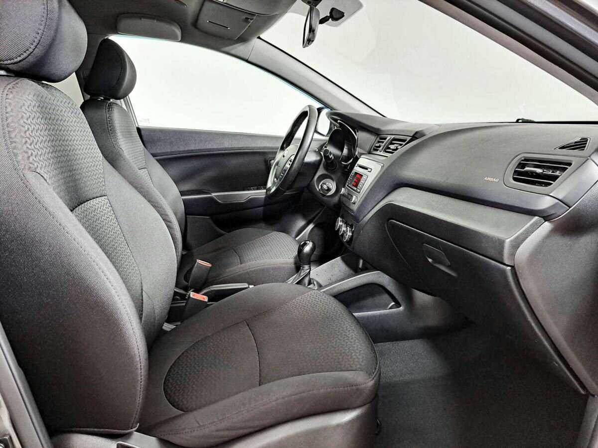 Купить Kia Rio, 2017, 104 578 км.. Фото: #6