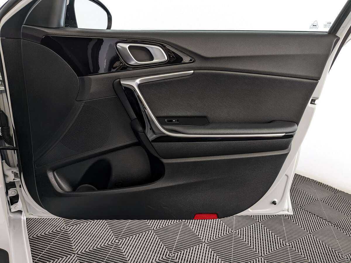 Купить Kia Ceed, 2021, 58 726 км.. Фото: #20