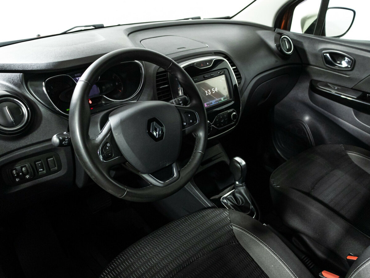 Купить Renault Kaptur, 2017, 72 300 км.. Фото: #10