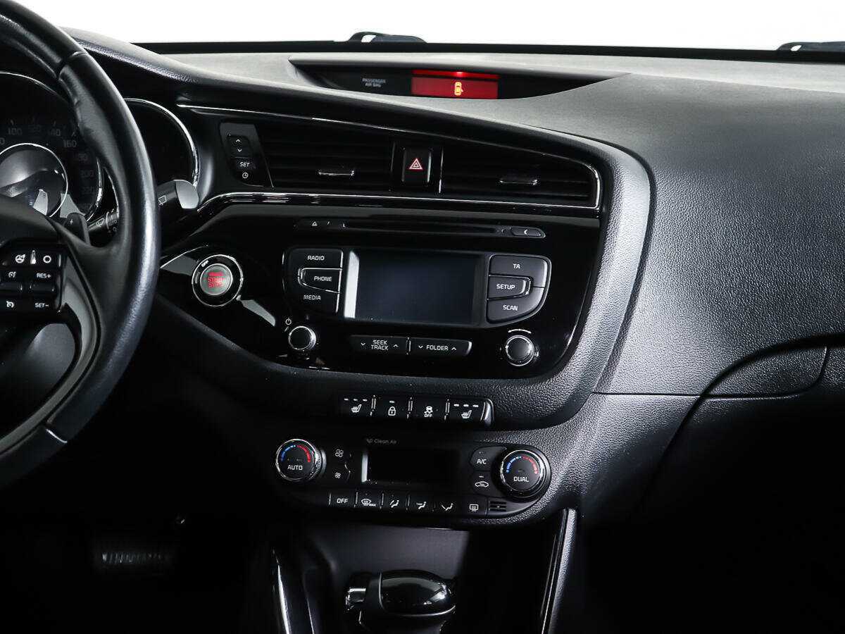 Купить Kia Ceed, 2015, 85 429 км.. Фото: #11