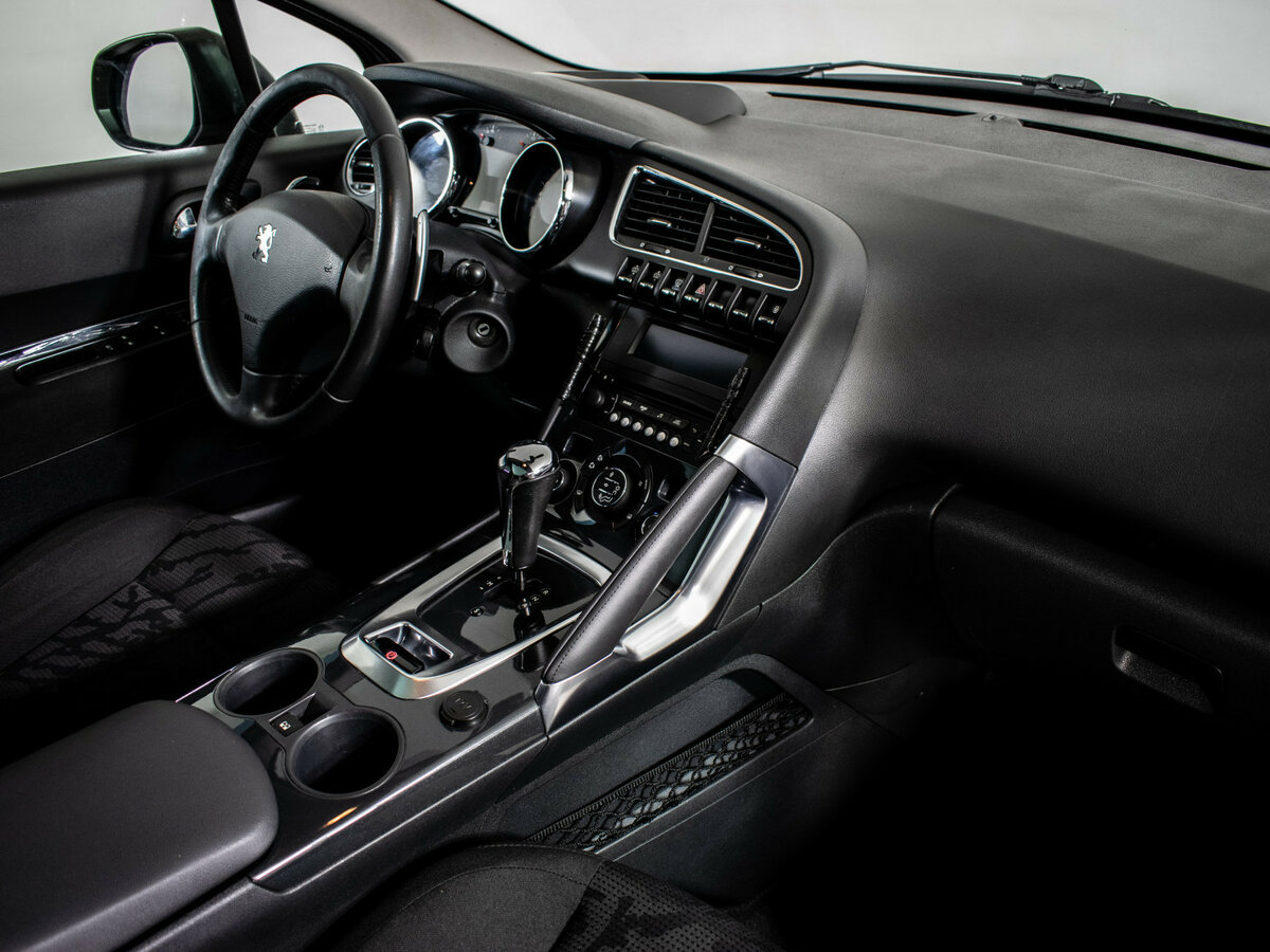 Купить Peugeot 3008, 2012, 271 848 км.. Фото: #10