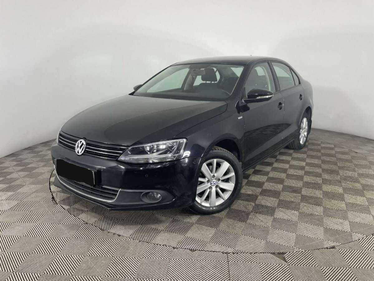 Купить Volkswagen Jetta, 2013, 135 662 км.. Посмотреть фото
