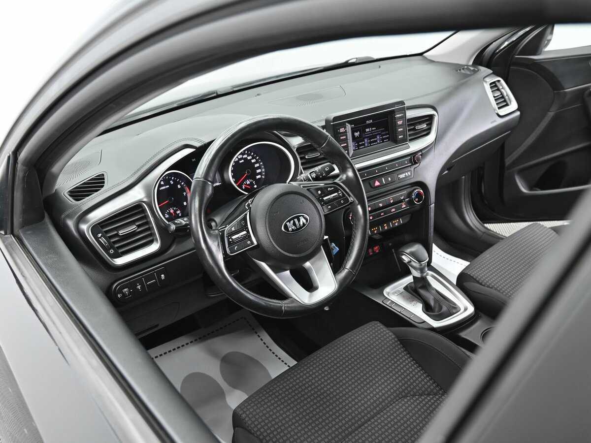 Купить Kia Ceed, 2018, 140 000 км.. Фото: #8