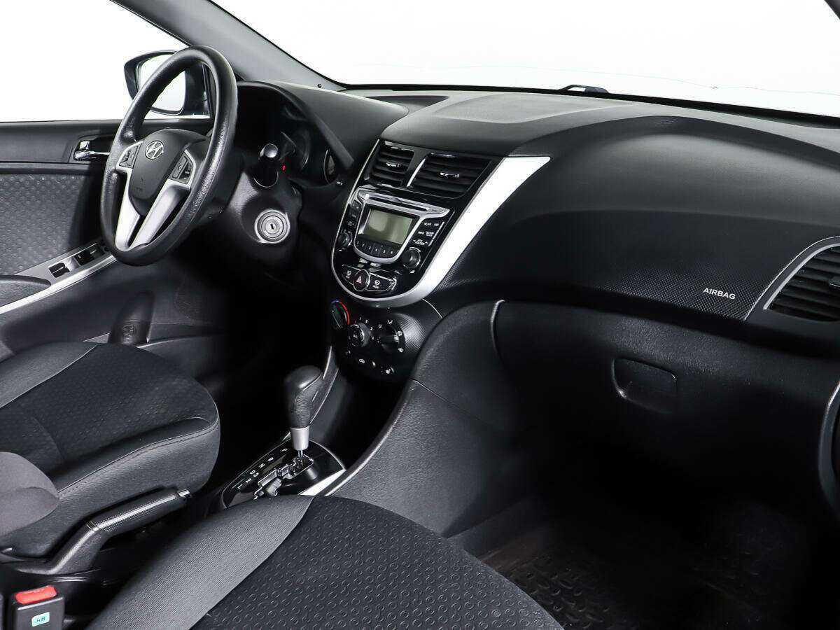 Купить Hyundai Solaris, 2012, 56 394 км.. Фото: #8